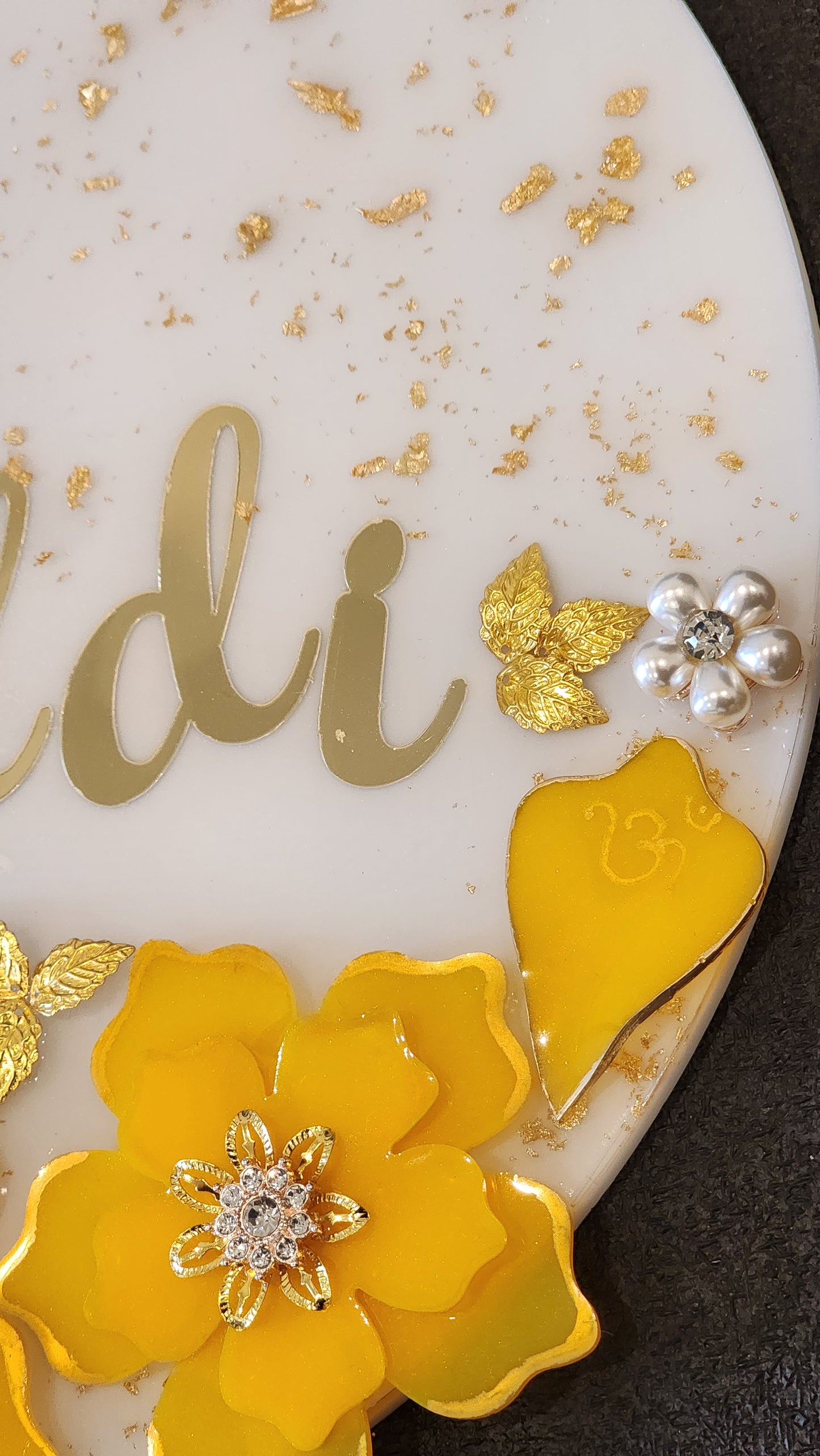 Haldi & Mehndi Ceremony Resin Thali Set – Premium Custom Designed Combo